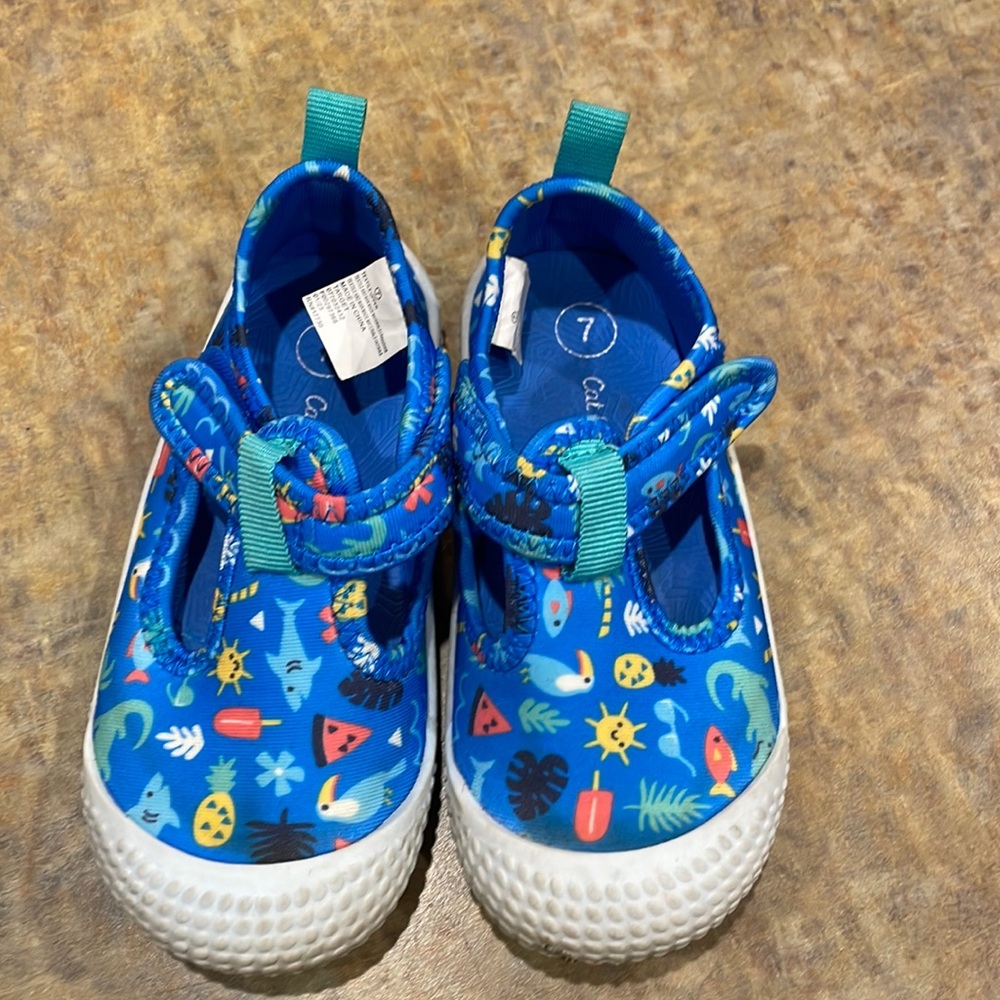 Cat&Jack water shoes